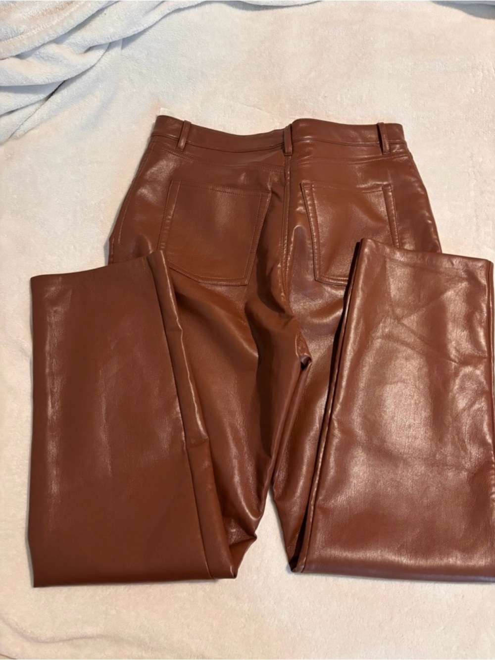 Assorted Aritzia, Zara, Nike clothing